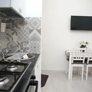 https://la-dimora-di-clara.sicilyhotelsitaly.net